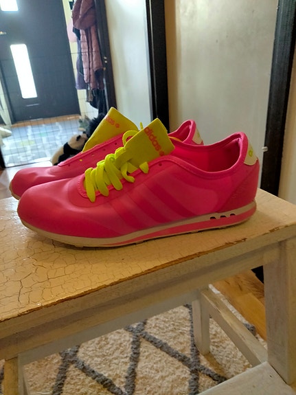 Adidas sisäpeli kengät