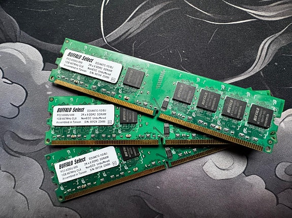 Buffalo Select DDR2 RAM 1GB x3 – 667MHz