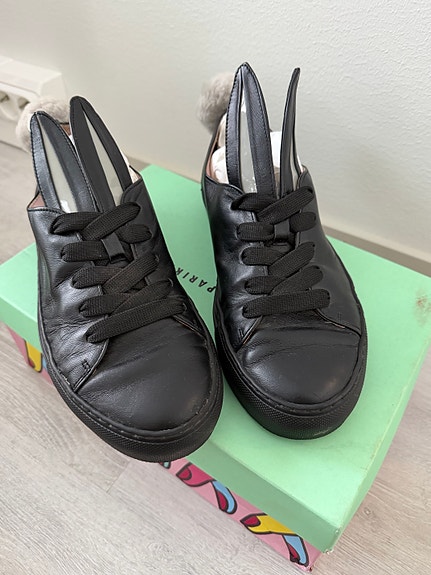 Minna Parikka Bunny pupu tennarit koko 38 musta