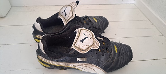Puma nappulakengät, koko35
