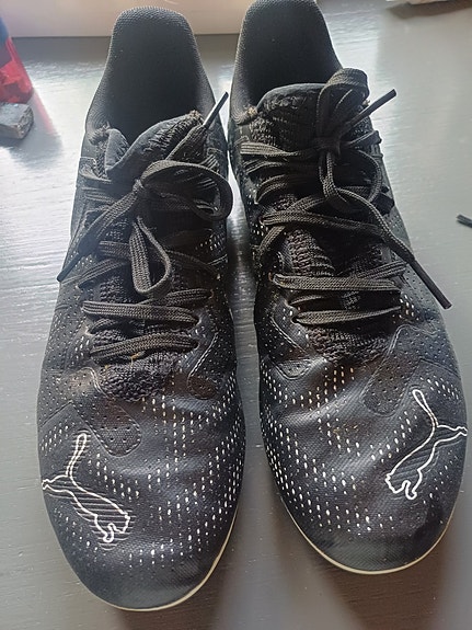 Puma Jalkapallokengät koko 37