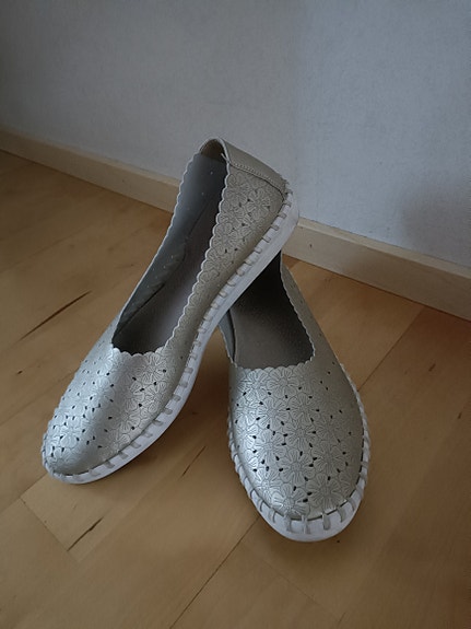 Kengät kokoa 39
