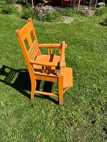 Lasten syöttötuoli