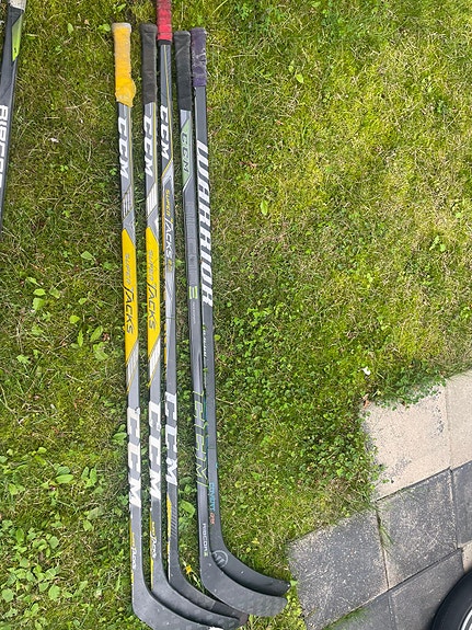 Jääkiekkomailoja right
