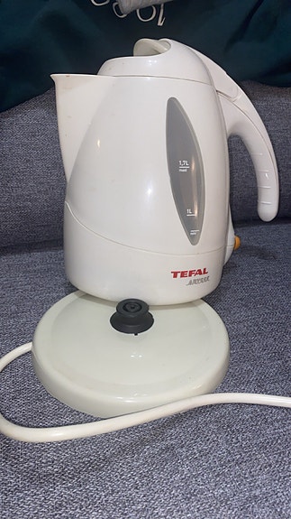 Tefal vedenkeitin valkoinen
