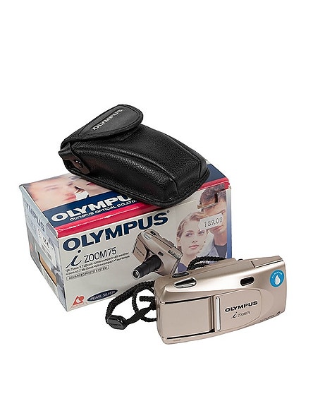 OLYMPUS i zoom 75 -kamera
