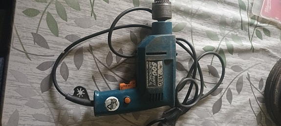 AEG 500W iskuporakone