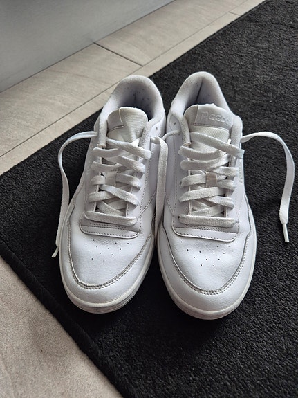 Reebok tennarit