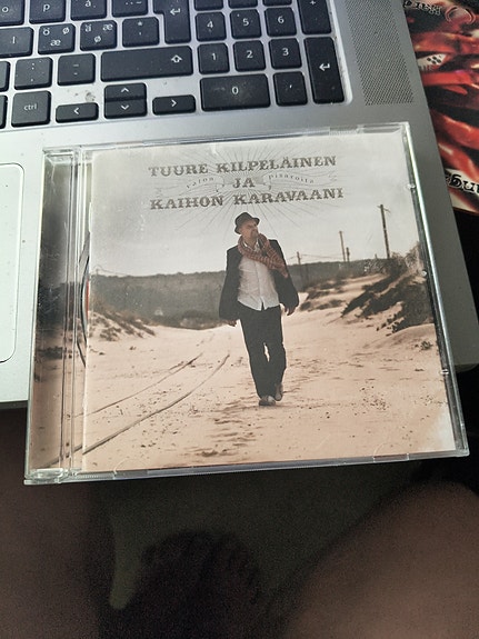 Tuure Kilpeläinen ja Kaihon Karavaani CD-levy