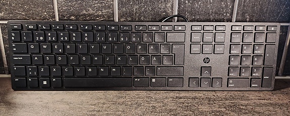 HP Wired Desktop 320K Keyboard