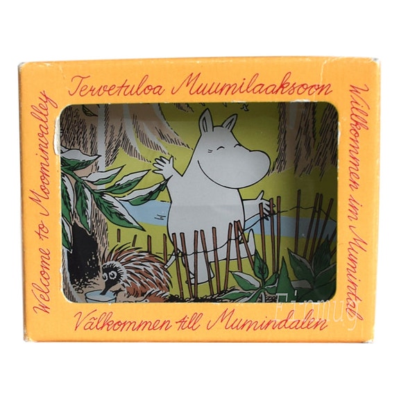 Muumi lasikortti: Onnellinen Muumipeikko (2002-2005)