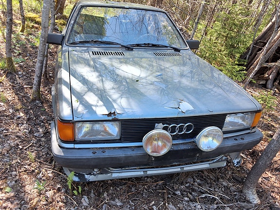 Audi 80 varaosia