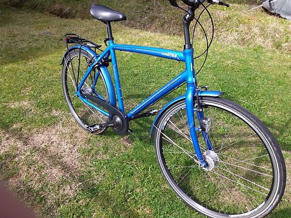 Helkama 8- vaihteinen maantiepyörä 28" runko 58 helkama cs28