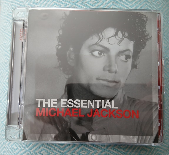 Tupla cd Michael Jackson the essential