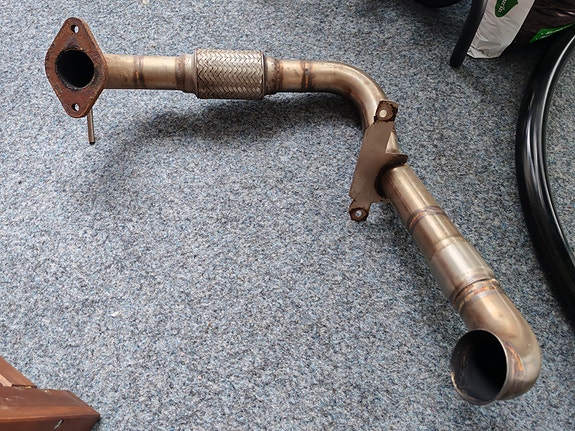 Ford Fiesta 1.6 TDCi RST downpipe/korvausputki
