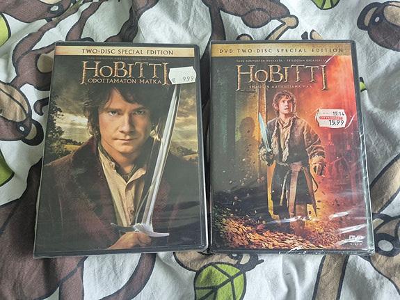 2kpl Hobitti dvd-levyjä (avaamaton)