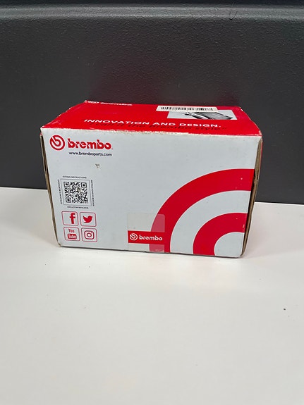 Mitsubishi Brembo jarrupalat P54 023