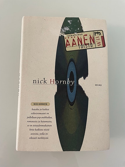 Nick Hornby Uskollinen äänentoisto kovakantinen kirja suomeksi