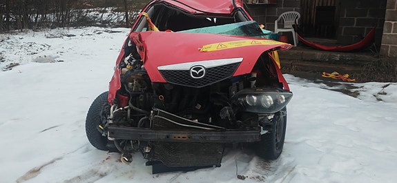 Mazda 2 varaosiksi