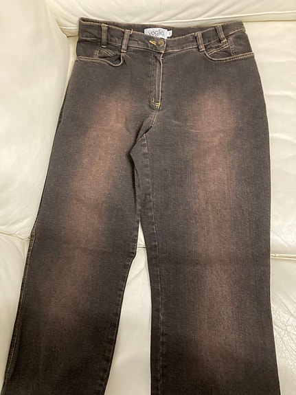 Ruskeat Voglian farkut 38