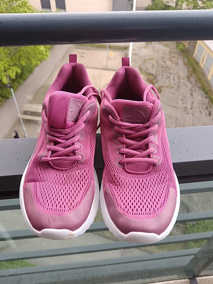 Crivit juoksulenkkarit koko 39 pinkki