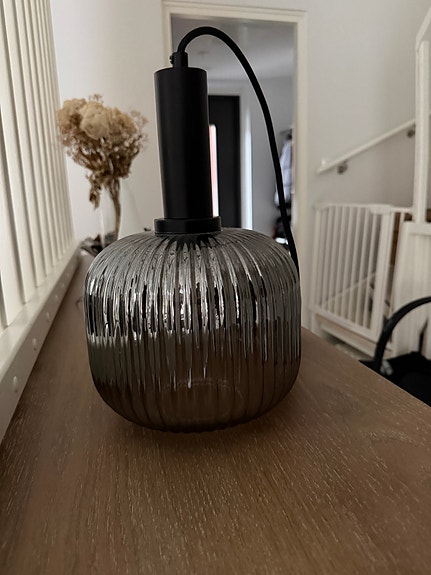 Grönlundin Lantern-riippuvalaisin