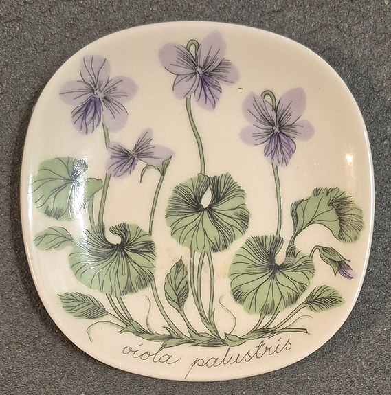 Arabia Viola palustris lautanen