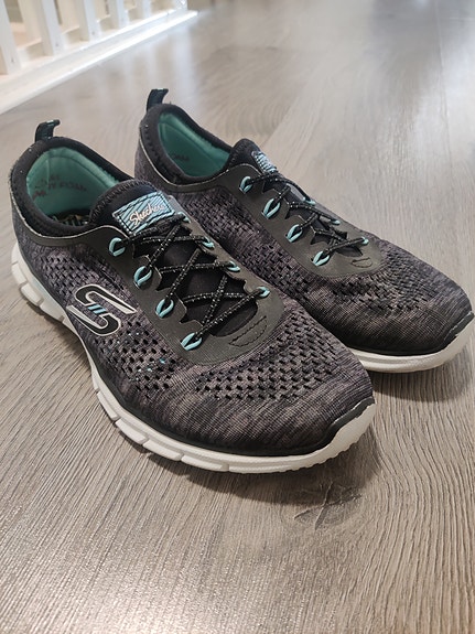 Naisten Skechers lenkkarit 38