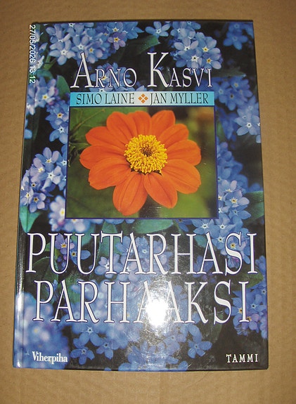 Puutarhasi parhaaksi -kirja