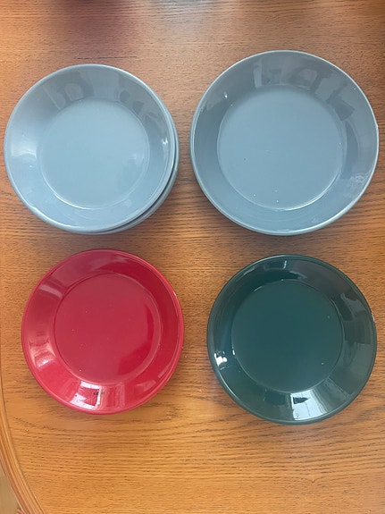 Teema Iittala/Arabia pieniä lautasia