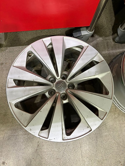 Audi OEM vanteet