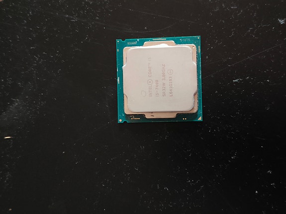 Intel Core i5-7400 prosessori (LGA1151)
