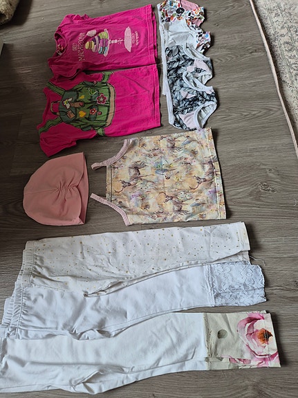 Tyttöjen vaatepaketti 98cm