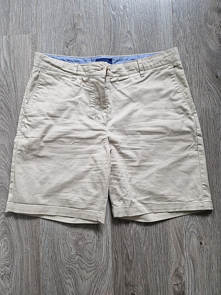 Gant naisten shortsit koko 38 beige puuvilla