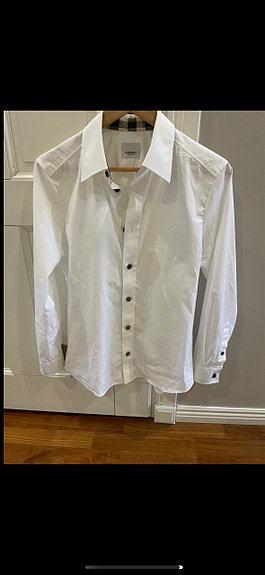 Burberry kauluspaita