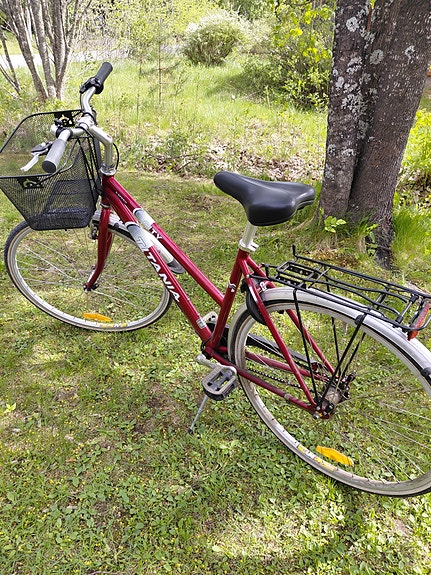 Naisten polkupyörä  Titania