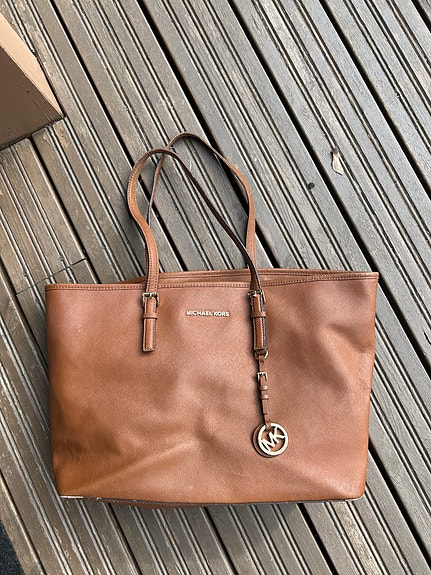Michael Kors Jet set käsilaukku (large)