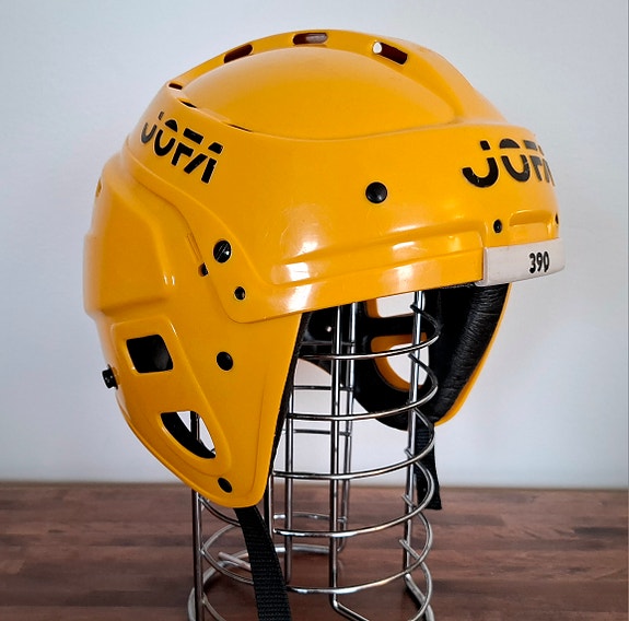 Jofa 390 jääkiekkokypärä , kypärä , keltainen