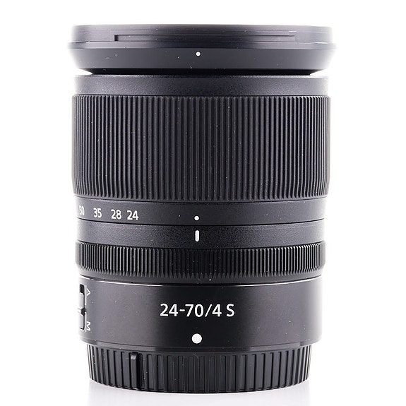 Nikon Nikkor Z 24-70mm f/4 S -objektiivi (käytetty)