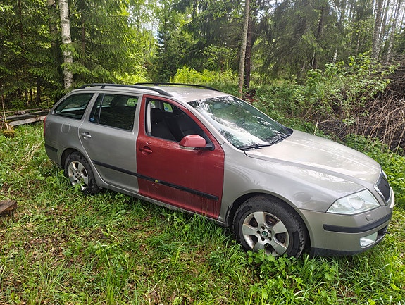 Skoda Octavia varaosia