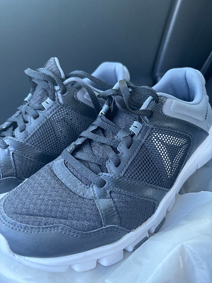 Reebok treenikengät