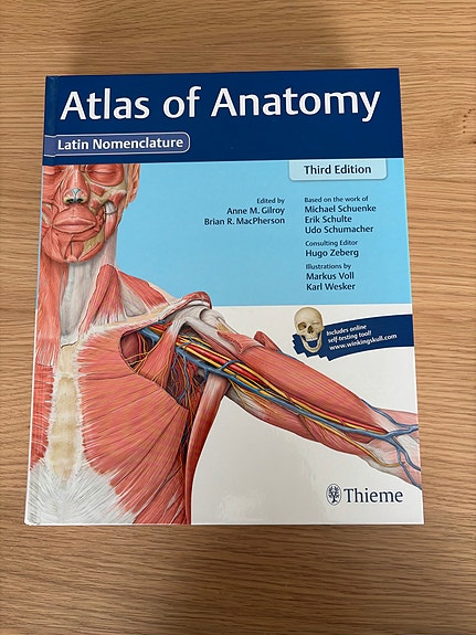 Atlas of Anatomy - Latin Nomenclature (Third Edition) lääketieteen oppikirja
