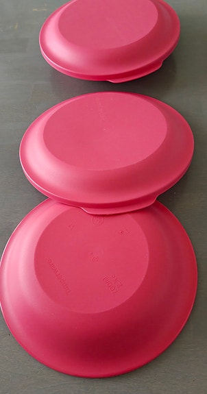 Tupperware lautaset/kannet