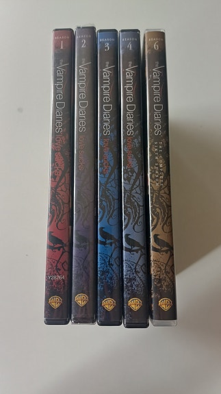 The Vampire Diaries 1-4, 6