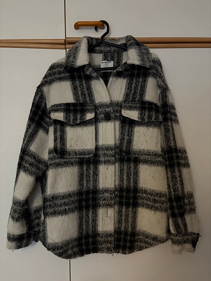 Bershka ruudullinen takki S musta-valkoinen