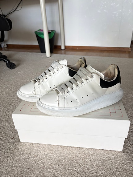 Alexander McQueen Tennarit
