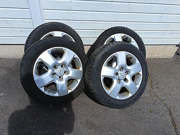 Opel Astra H 2008, nastarenkaat
