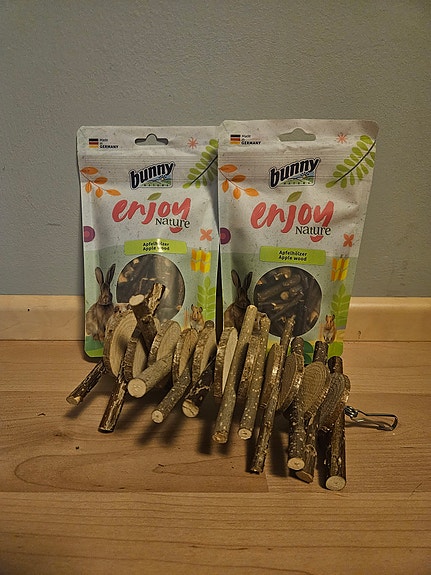 Omenapuutikut jyrsijälle