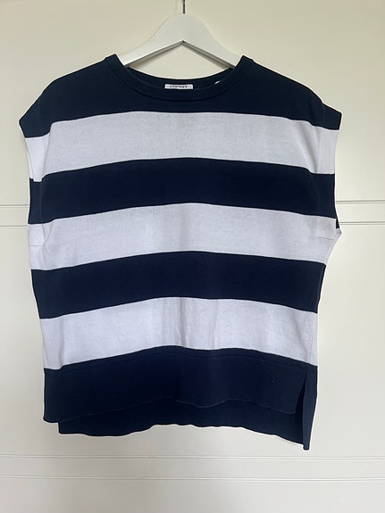 Esprit hihaton neule