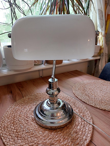 Lamp Gustaf pankkiirilamppu